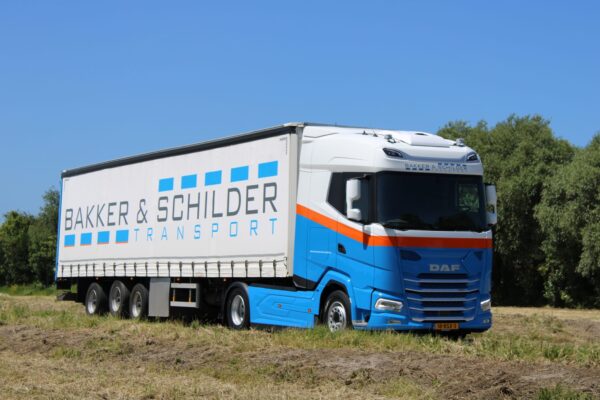 foto truck & trailer Bakker & Schilder Transport
