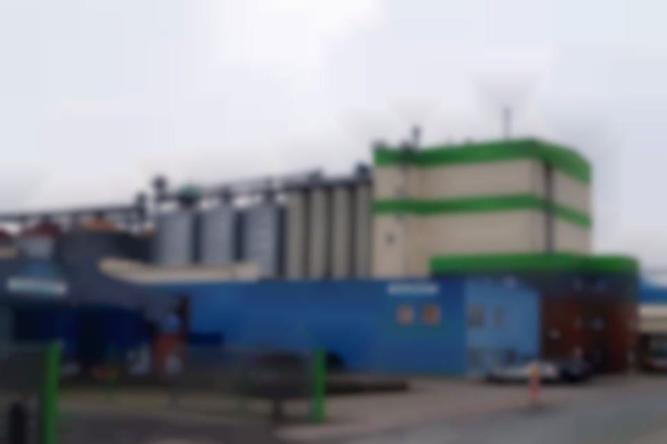 8 composiet silo's bij Polem